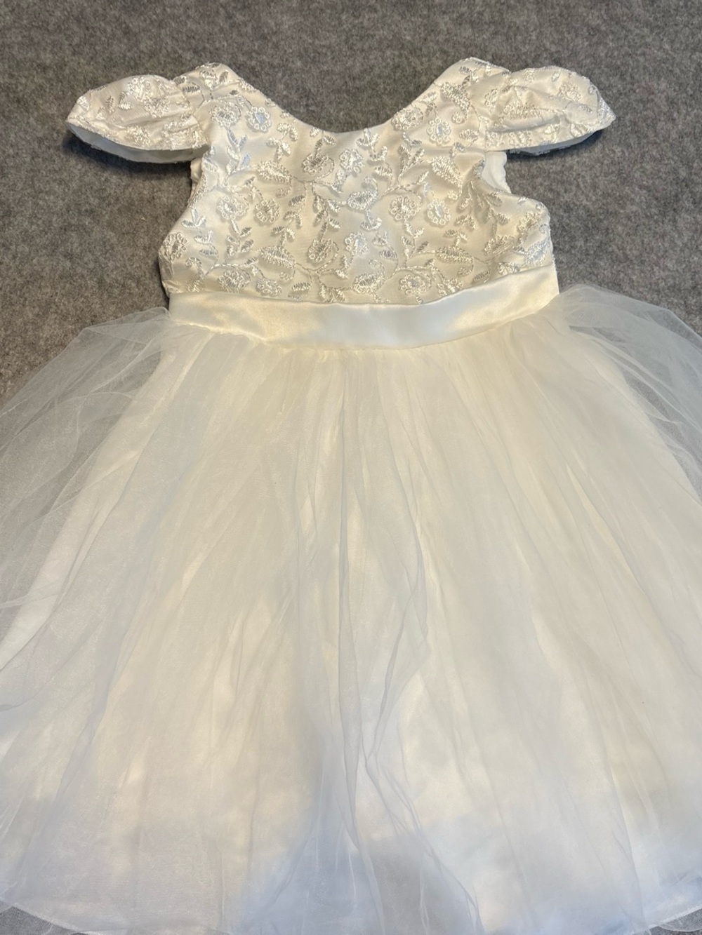 Amazon White Floral Lace & Tulle Puff Sleeve Party Dress